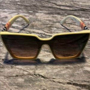 Stylish Cream Sunglasses